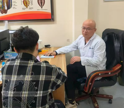 黄南藏族自治州|男科医师高朋磊：守护男性健康，专业男科诊疗
